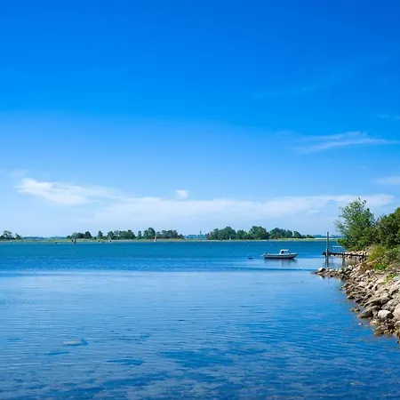 Ferienwohnung-achtern-diek * Petersdorf auf Fehmarn